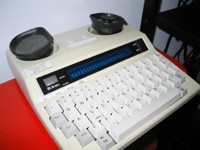 TTY（teletypewriter）